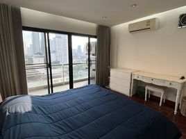 2 Bedroom Apartment for sale at Baan Prompong, Khlong Tan Nuea, Watthana, Bangkok
