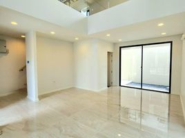 3 Bedroom House for sale at DEMI Sathu 49, Bang Phongphang, Yan Nawa, Bangkok, Thailand