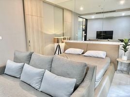 1 Bedroom Apartment for rent at Noble Ploenchit, Lumphini