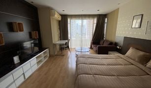 1 Bedroom Apartment for sale in Khlong Toei, Bangkok Nantiruj Tower