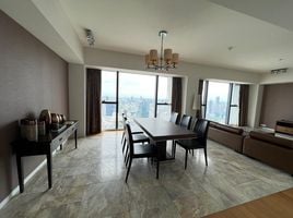 3 Bedroom Condo for rent at The Met, Thung Mahamek, Sathon