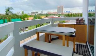 2 Bedrooms Condo for sale in Nong Prue, Pattaya Jomtien Condotel and Village