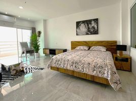 Studio Apartment for sale at View Talay 8, Nong Prue, Pattaya, Chon Buri, Thailand