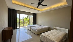 4 Bedrooms Villa for sale in Wichit, Phuket Baan Maneekram-Jomthong Thani