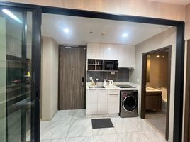 2 Schlafzimmer Wohnung zu verkaufen im Ideo Mobi Asoke, Bang Kapi, Huai Khwang