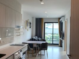 2 Bedroom Condo for rent at Life One Wireless, Lumphini