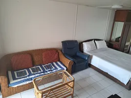 Студия Кондо в аренду в Pattaya Beach Condo, Nong Prue
