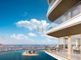 1 बेडरूम अपार्टमेंट for sale at Grand Bleu Tower, EMAAR Beachfront