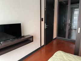 1 Schlafzimmer Wohnung zu vermieten im O2 Hip Condo, Lumphini