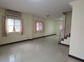 3 Schlafzimmer Reihenhaus zu verkaufen im Suetrong Bangyai, Lahan
