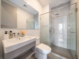 1 спален Квартира на продажу в KnightsBridge Prime On Nut, Phra Khanong Nuea