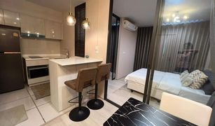 1 Bedroom Condo for sale in Lumphini, Bangkok Life One Wireless