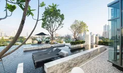 图片 1 of the Communal Pool at HQ By Sansiri