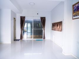 2 Schlafzimmer Reihenhaus zu verkaufen im Indy Srinakarin - Romklao, Min Buri