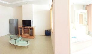 1 chambre Condominium a vendre à Sam Sen Nok, Bangkok Ratchada City 18
