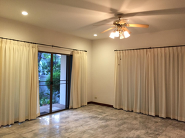 3 Bedroom Villa for rent at Exclusive 39 , Saphan Sung