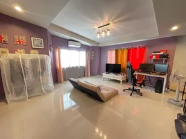 3 спален Дом for sale in Таиланд, Khu Khot, Lam Luk Ka, Патумтани, Таиланд