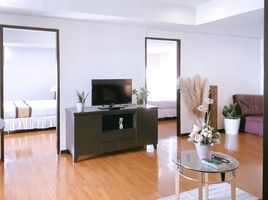 2 Schlafzimmer Appartement zu vermieten im Skyplace Srinakarin, Suan Luang