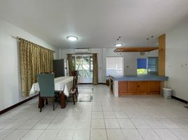 3 Schlafzimmer Villa zu verkaufen im Laddarom Village, San Phisuea
