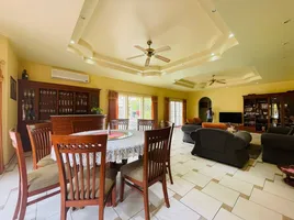 3 Bedroom Villa for sale in Chiang Mai, Nong Chom, San Sai, Chiang Mai