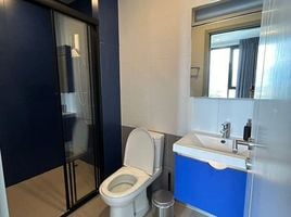 1 Schlafzimmer Appartement zu vermieten im XT Ekkamai, Khlong Tan Nuea