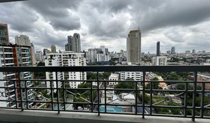 3 Bedrooms Condo for sale in Khlong Tan Nuea, Bangkok Royal Castle