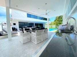 6 Bedroom Villa for sale in Pattaya Park Tower, Nong Prue, 