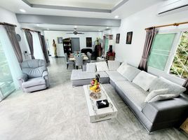 4 Bedroom Villa for sale in Kamala Beach, Kamala, Kamala