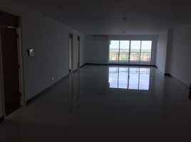 3 Bedroom Condo for sale at Supalai Prima Riva, Chong Nonsi, Yan Nawa