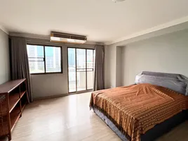 2 Bedroom Condo for sale at Royal Park 3 Ari-Paholyothin, Sam Sen Nai