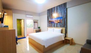 Studio Apartment for sale in Na Kluea, Pattaya Blue Bed Pattaya