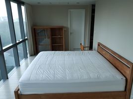 2 Schlafzimmer Appartement zu vermieten im The Room Sukhumvit 21, Khlong Toei Nuea