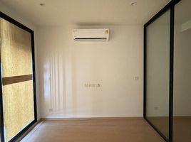 1 Bedroom Condo for sale at Maru Ekkamai 2, Khlong Tan Nuea