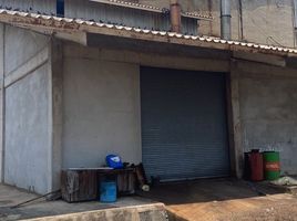  Warehouse for rent in Krok Sombun, Si Maha Phot, Krok Sombun