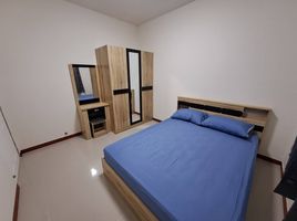 2 Schlafzimmer Reihenhaus zu verkaufen im Baan Saeng Tawan Phase 5, Tha Pha