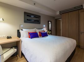 2 Schlafzimmer Appartement zu vermieten im Maitria Sukhumvit 18, Khlong Toei