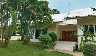 2 Bedrooms Villa for sale in Ban Tuek, Sukhothai 