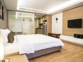 Studio Condo for rent at Golden Pearl, Bang Chak, Phra Khanong, Bangkok