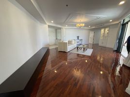 3 Bedroom Apartment for rent at Ruamsuk Condominium, Khlong Tan, Khlong Toei