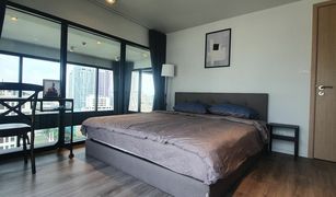2 Bedrooms Condo for sale in Si Lom, Bangkok The Lofts Silom