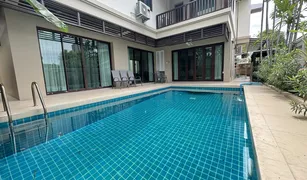 4 Bedrooms House for sale in Khlong Toei Nuea, Bangkok 