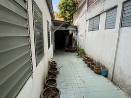 3 Bedroom Shophouse for rent in Bangkok Planetarium, Phra Khanong, 