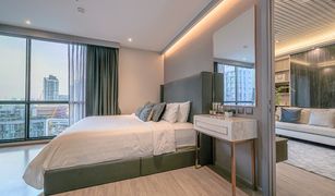 2 Bedrooms Condo for sale in Khlong Tan Nuea, Bangkok Rhythm Ekkamai