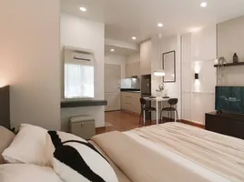 1 Bedroom Condo for sale at The Green Places Condominium, Ratsada, Phuket Town, Phuket