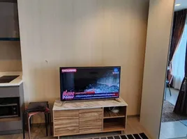 Студия Кондо в аренду в Life Asoke Rama 9, Makkasan, Ратчатхещи, Бангкок, Таиланд