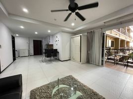 2 Schlafzimmer Wohnung zu verkaufen im Siam Oriental Twins, Nong Prue, Pattaya, Chon Buri