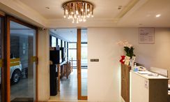 图片 2 of the Reception / Lobby Area at Aspira Tropical Thonglor