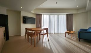 1 Schlafzimmer Appartement zu verkaufen in Suriyawong, Bangkok YOLK Residences