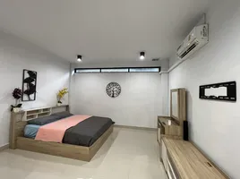 ขายบ้านเดี่ยว 4 ห้องนอน ใน คลองสาน กรุงเทพมหานคร, สมเด็จเจ้าพระยา