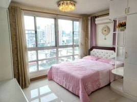 2 Schlafzimmer Appartement zu vermieten im Pathumwan Resort, Thanon Phaya Thai